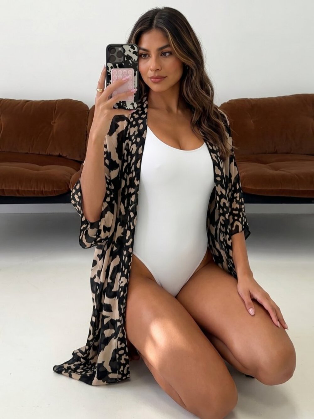 NWT Angie Black & Cream Kimono One Size
